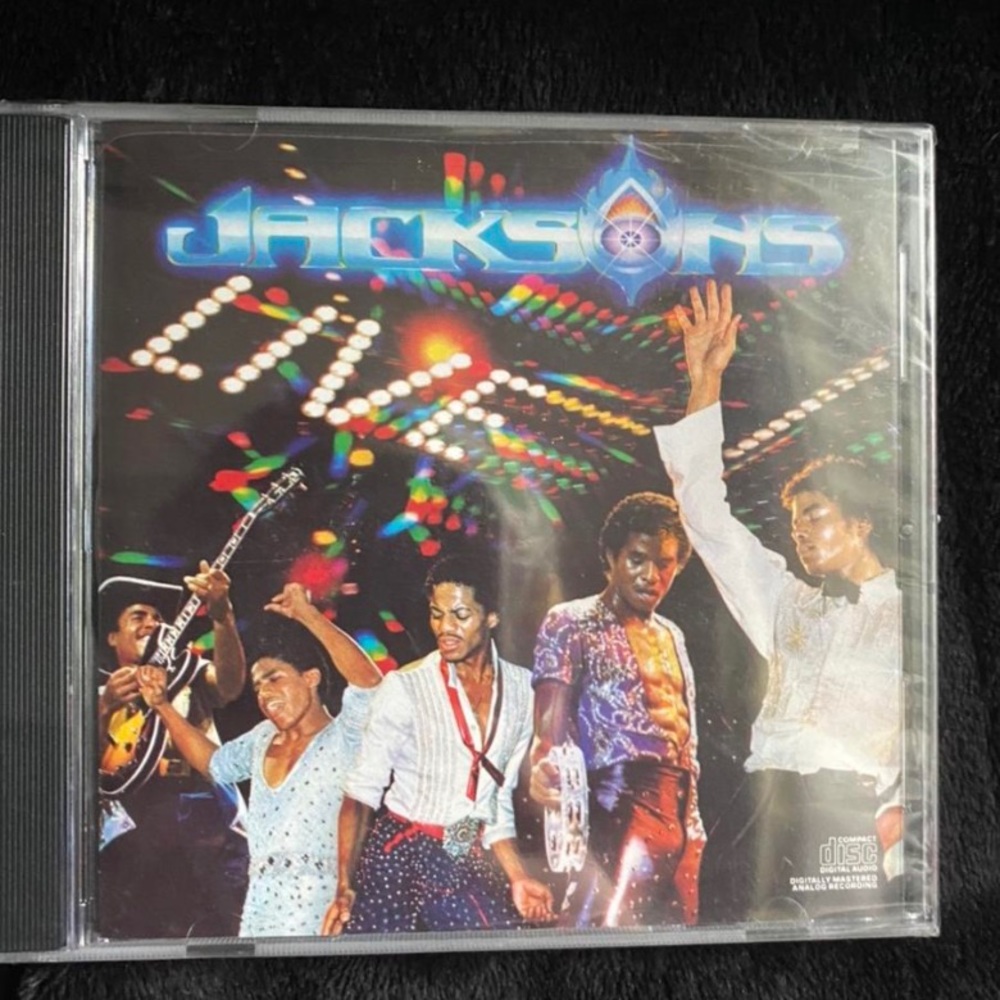 The Jacksons LIVE CD